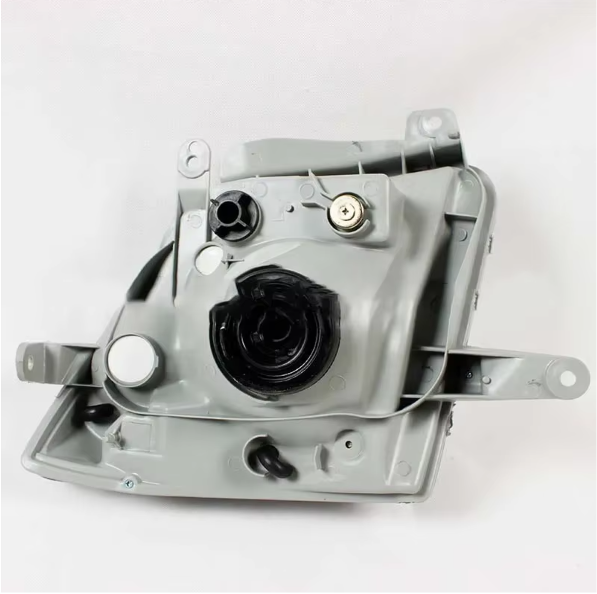 RH Headlight for Holden Rodeo / Isuzu D-MAX 2006–2012 – Halogen Non-Projector Type